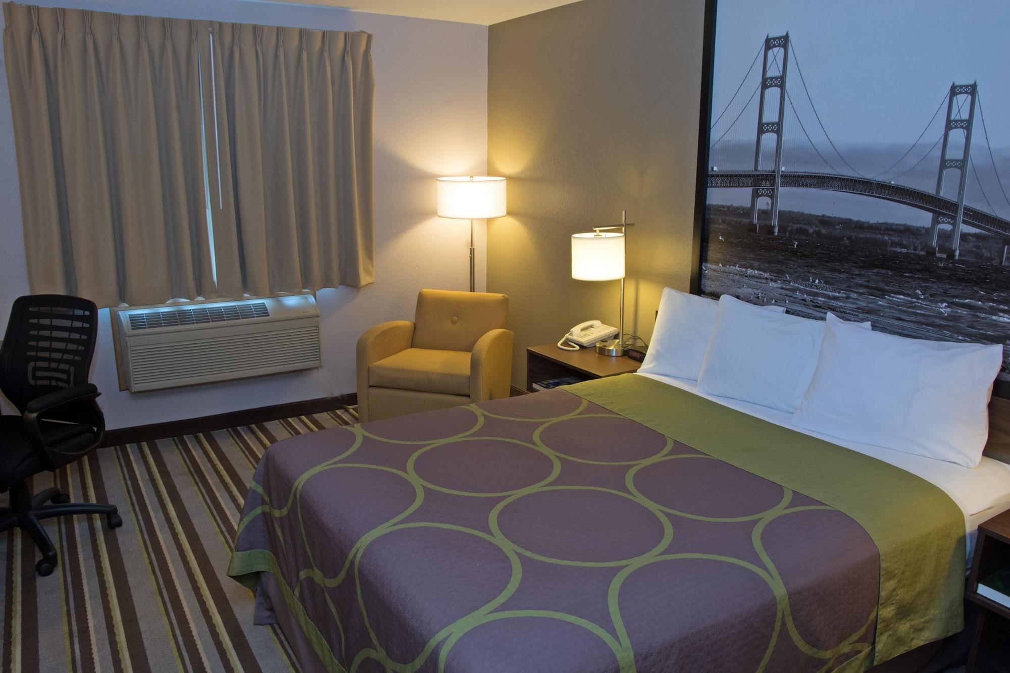 Super 8 By Wyndham Manistee Hotel Luaran gambar